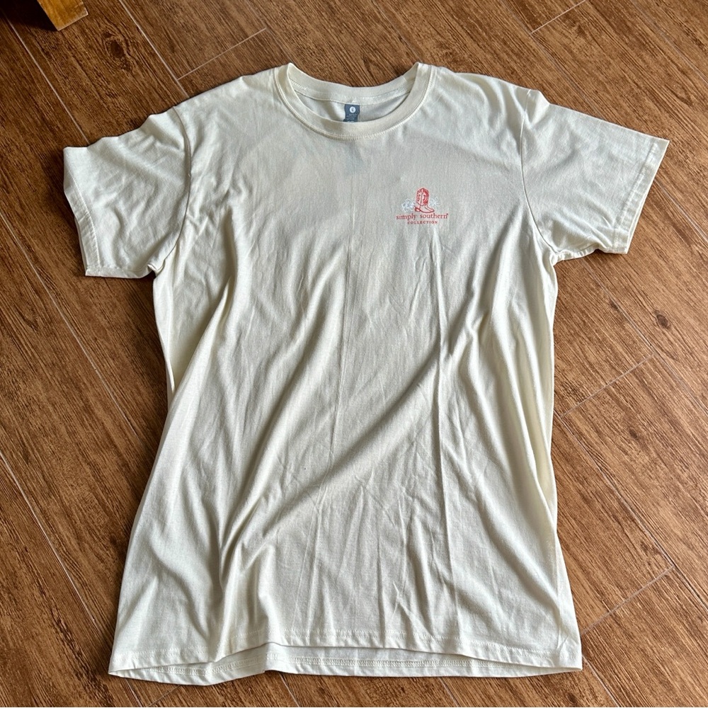 Simply Southern Cream Coastal Graphic Tee - Picture 4 of 6